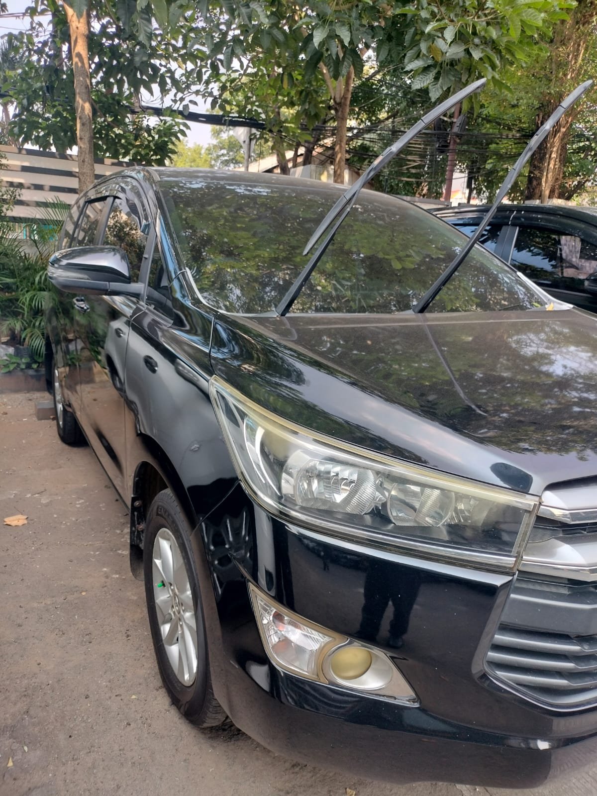 Toyota Kijang Innova 2.4 G AT (B2217TZK)